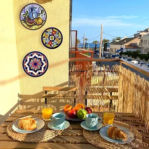 Flat With Terrace Apartamento